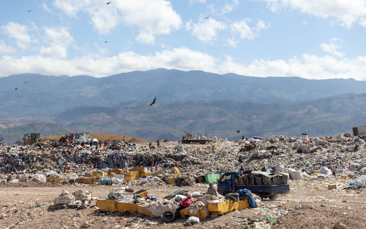 Tegucigalpa, Honduras-city garbage dump