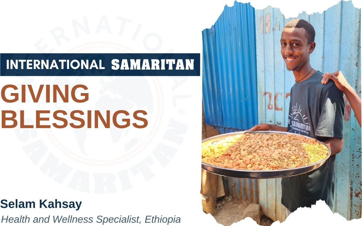 The title and author of this blog post and an image of a young man holding a tray of food.